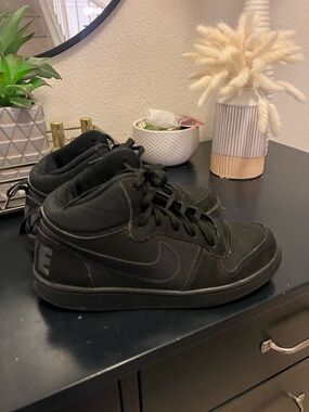 Nike Black High-Top Sneakers with Subtle Swoosh